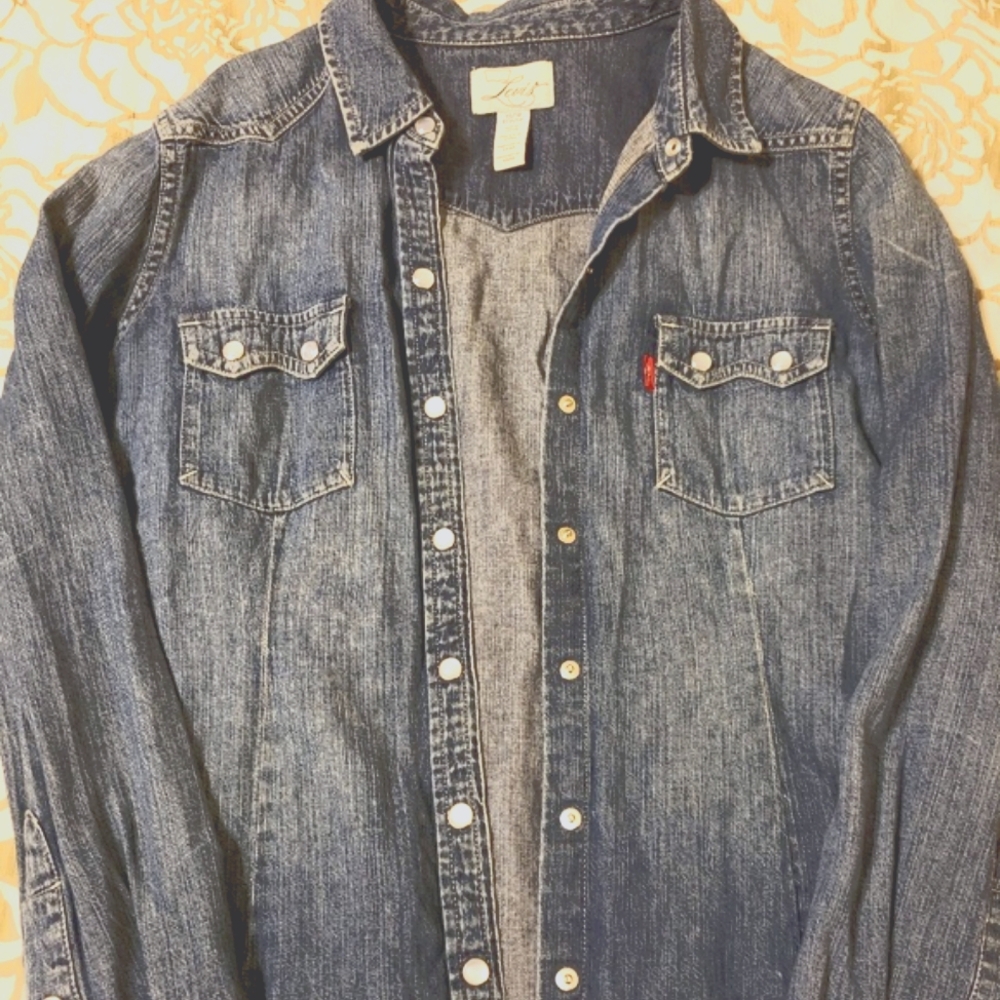 Levi's denim button down